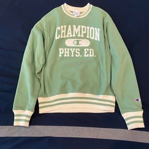 Brand new champion phys Ed crewneck size small